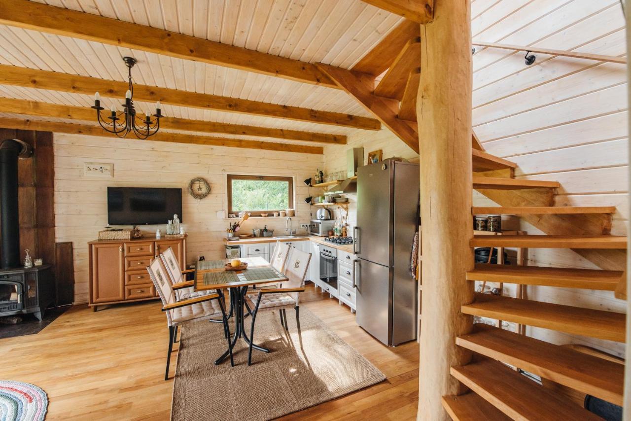 Shanti House * Migovo