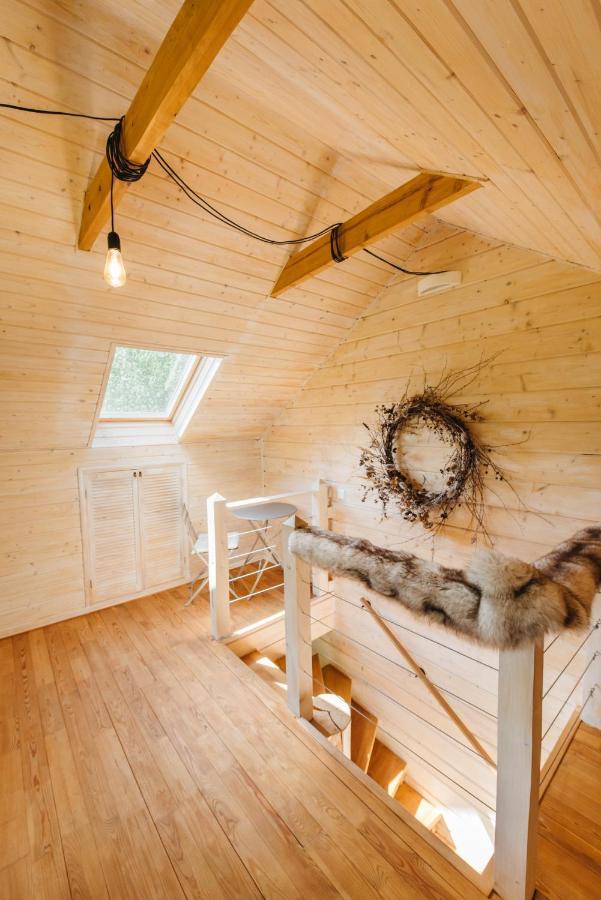 Shanti House * Migovo
